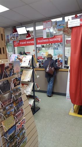 Reviews of Knaphill Post Office in Woking - Post office