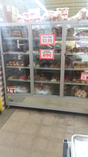 Supermarket «Familia Fresh Market Berwyn», reviews and photos, 3308 S Oak Park Ave, Berwyn, IL 60402, USA