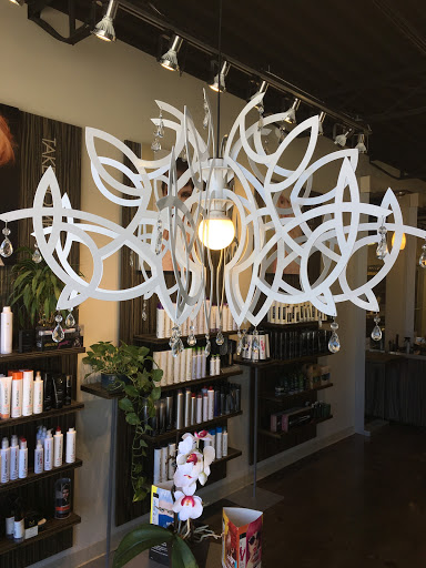 Hair Salon «Lunatic Fringe Salon Sharonville», reviews and photos, 11051 Reading Rd, Sharonville, OH 45241, USA