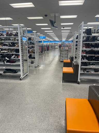 Clothing Store «Ross Dress for Less», reviews and photos, 3701 Truxel Rd, Sacramento, CA 95834, USA