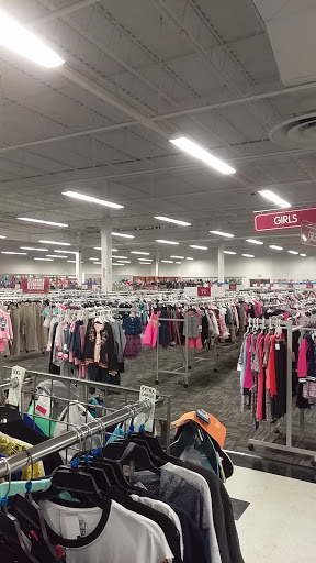 Clothing Store «Burlington Coat Factory», reviews and photos, 4247 Union Deposit Rd, Harrisburg, PA 17111, USA