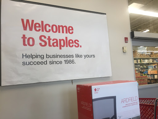 Office Supply Store «Staples», reviews and photos, 10530 Campus Way S, Largo, MD 20774, USA