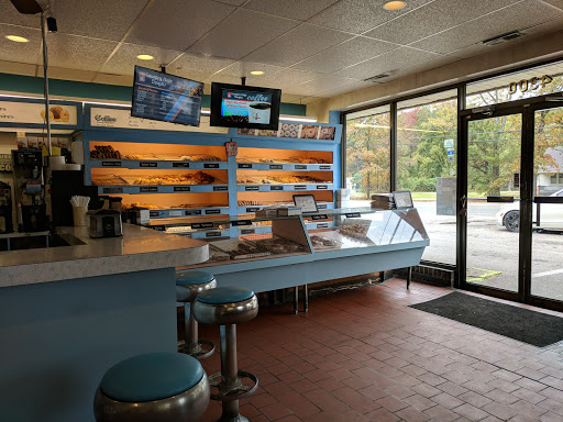 Donut Shop «Country Style Donuts», reviews and photos, 4300 Williamsburg Rd, Richmond, VA 23231, USA