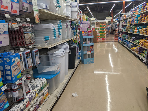 Supermarket «Giant Eagle Supermarket», reviews and photos, 27264 Lorain Rd, North Olmsted, OH 44070, USA