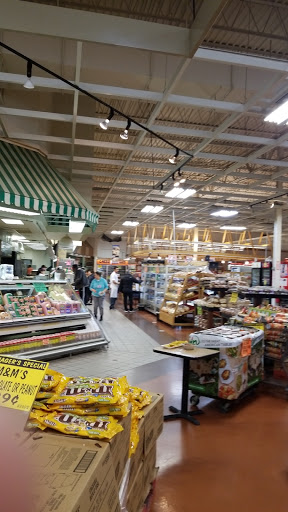 Grocery Store «Super Fresh Market», reviews and photos, 1700 N Lewis Ave, Waukegan, IL 60085, USA