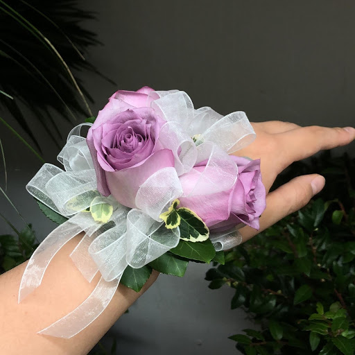 Florist «Joyce Florist», reviews and photos, 3 Washington St, Tenafly, NJ 07670, USA