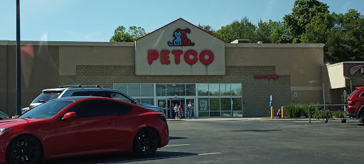 Pet Supply Store «Petco Animal Supplies», reviews and photos, 1337 N National Rd, Columbus, IN 47201, USA