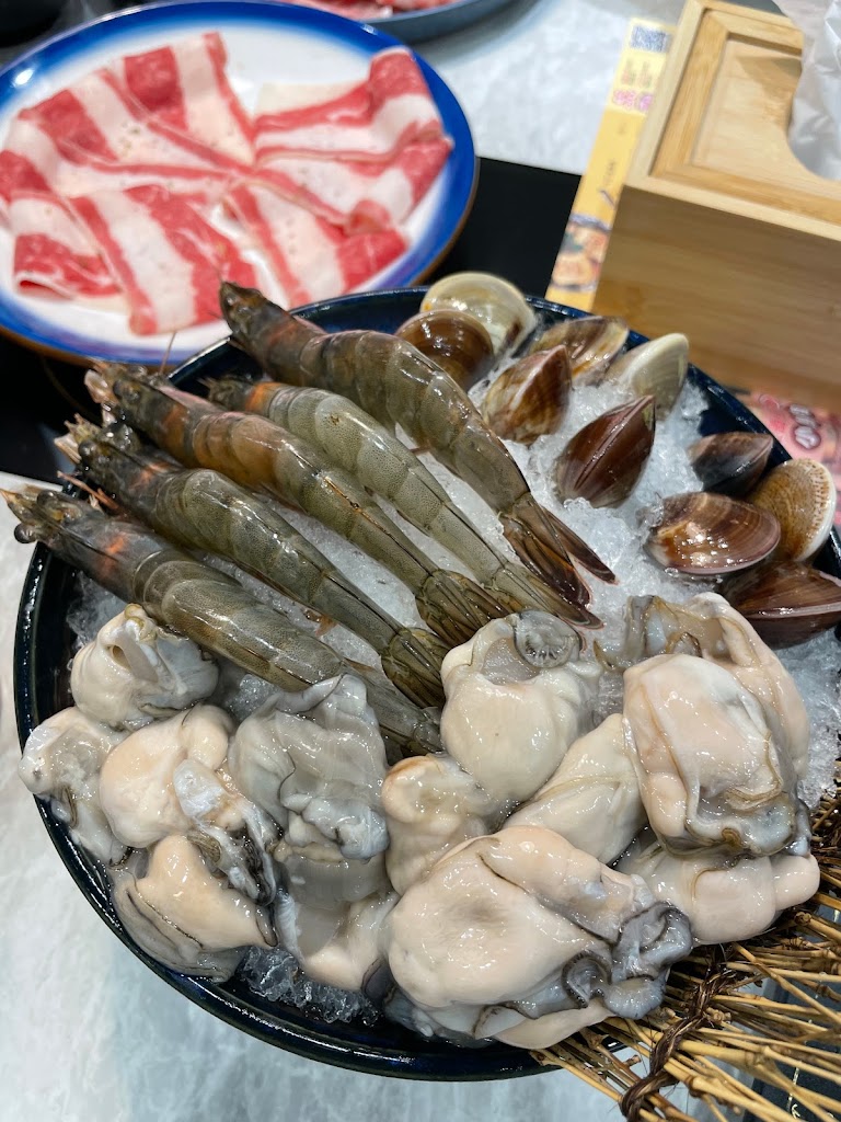 養鍋Yang Guo石頭涮涮鍋(中壢中原店) 推薦高CP值:中壢火鍋店/聚餐/餐廳 的照片