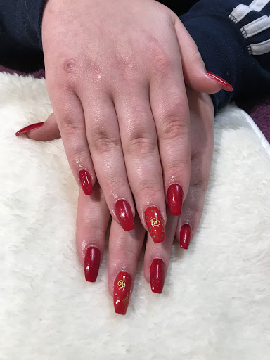 Kesinee's Nail Studio in Carrick-on-Suir, Co. Tipperary