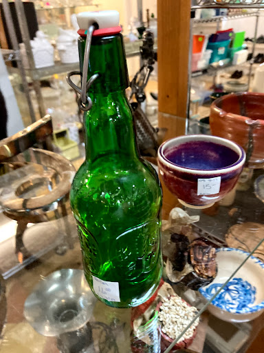 Thrift Store «Blue Ridge Humane Society Thrift Store», reviews and photos, 1214 Greenville Hwy, Hendersonville, NC 28792, USA