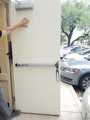 Locksmith «Texas Premier Locksmith», reviews and photos, 600 W 28th St #105, Austin, TX 78705, USA