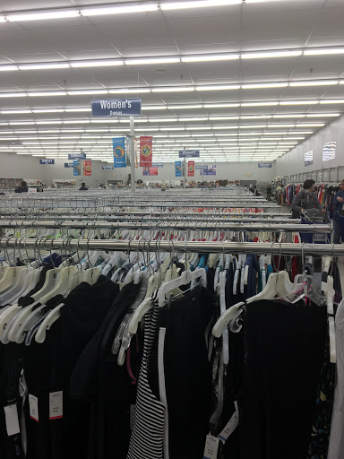 Thrift Store «Bellevue Goodwill Store», reviews and photos, 15 6th St, Bellevue, KY 41073, USA