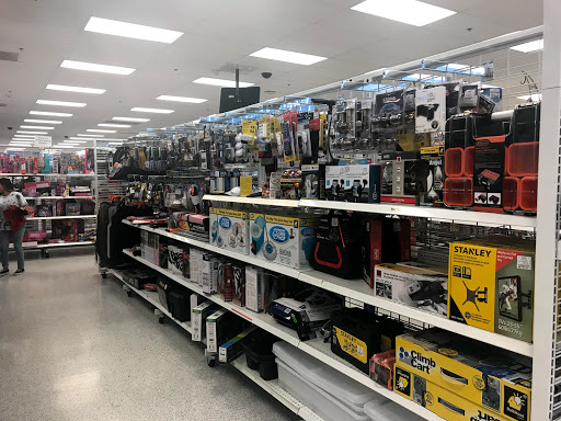 Clothing Store «Ross Dress for Less», reviews and photos, 1700 Lake Woodlands Dr, The Woodlands, TX 77380, USA