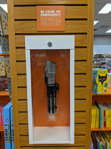 Used Book Store «2nd & Charles», reviews and photos, 2904 Prince William Pkwy, Woodbridge, VA 22192, USA