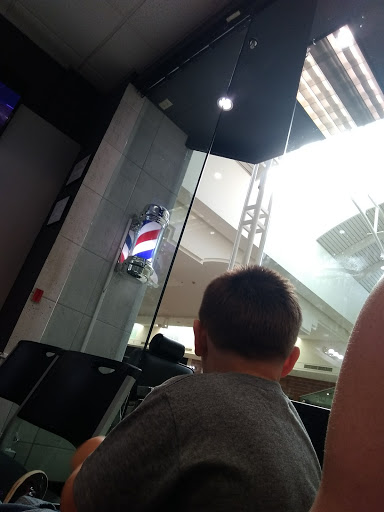 Barber Shop «Flashlight Barber Shop», reviews and photos, 200 Towne Center Cir, Sanford, FL 32771, USA