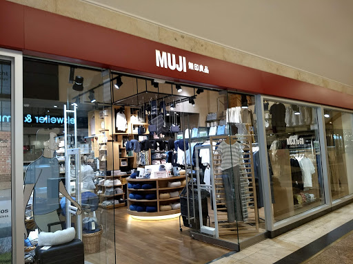 MUJI