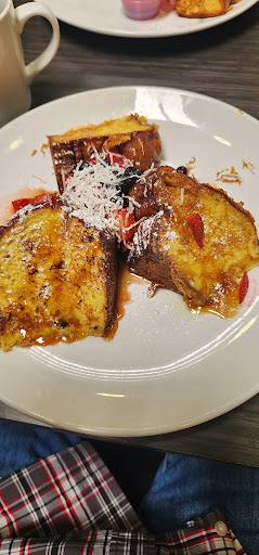 Broken Yolk Cafe