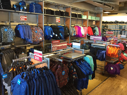 Sportswear Store «Columbia Sportswear Outlet Store at Prime Outlets Grove City», reviews and photos, 1911 Leesburg Grove City Rd #445, Grove City, PA 16127, USA