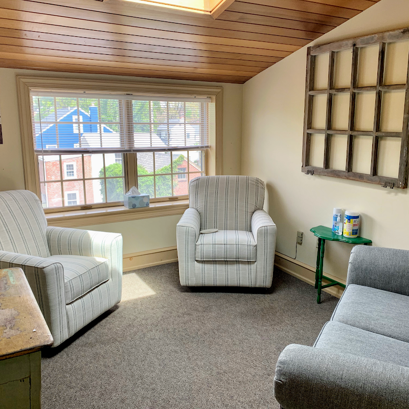 Ambler Counseling Center - Doylestown | Therapist, Teen Therapy, Groups, & Family Counseling