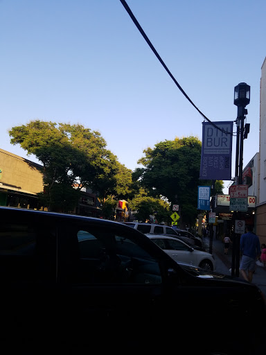 Clothing Store «Ross Dress for Less», reviews and photos, 349 N San Fernando Blvd, Burbank, CA 91502, USA