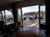 Atmosphère du Restaurant français La Villa Madrigal - Restaurant Carry-le-Rouet - n°11