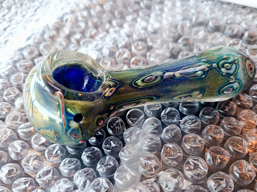 Tobacco Shop «Herb-N-Legend Smoke Shop», reviews and photos, 511 Pacific Ave, Long Beach, WA 98631, USA