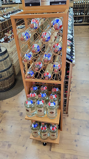 Wine Store «Long Island Wine & Spirit Merchants», reviews and photos, 1171 Jericho Turnpike, Commack, NY 11725, USA
