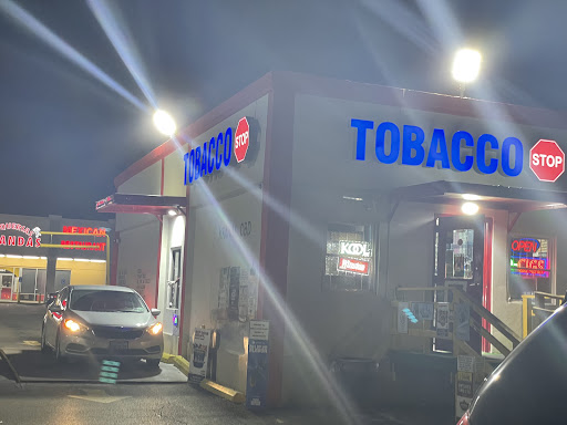 Tobacco Shop «Tobacco Barn», reviews and photos, 1906 N Frazier St, Conroe, TX 77301, USA