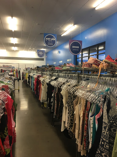 Thrift Store «Higley & Queen Creek Goodwill Retail Store & Donation Center», reviews and photos, 4570 S Higley Rd, Gilbert, AZ 85297, USA