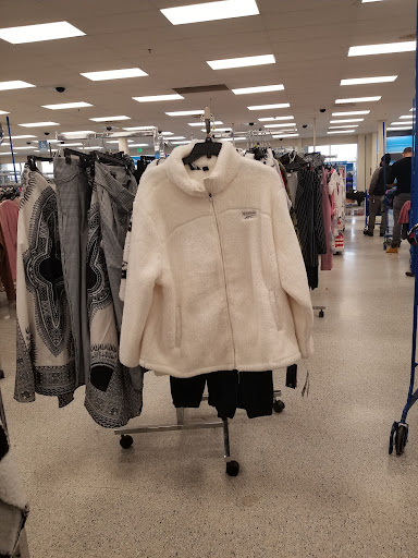 Clothing Store «Ross Dress for Less», reviews and photos, 14200 Baltimore Ave, Laurel, MD 20707, USA