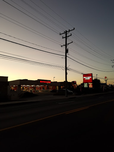 Shopping Mall «Church Lane Shopping Center», reviews and photos, 9930 York Rd, Cockeysville, MD 21030, USA