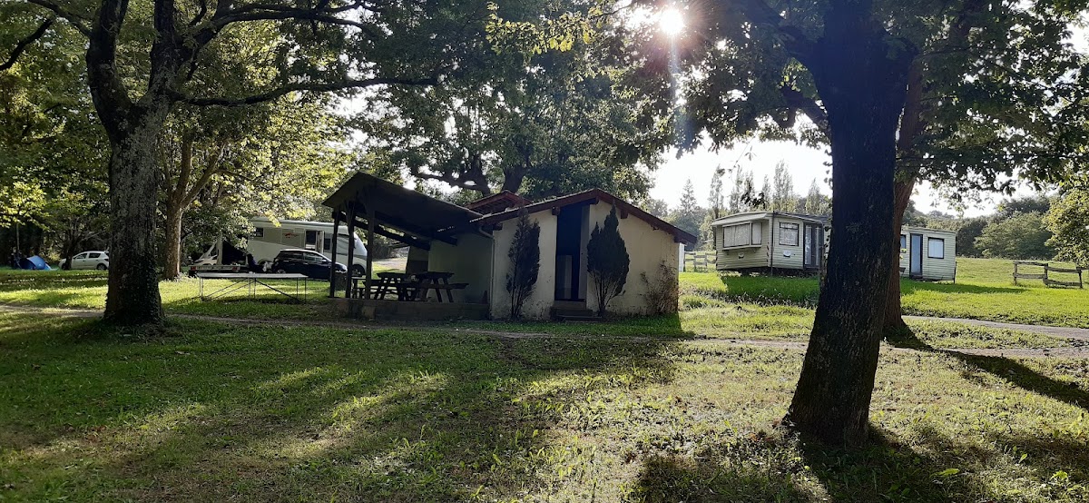 Camping Aire Naturelle Maison Donamartia Saint-Pée-sur-Nivelle