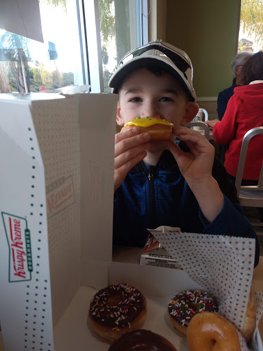 Bakery «Krispy Kreme Doughnuts», reviews and photos, 25802 El Paseo Avenue, Mission Viejo, CA 92691, USA