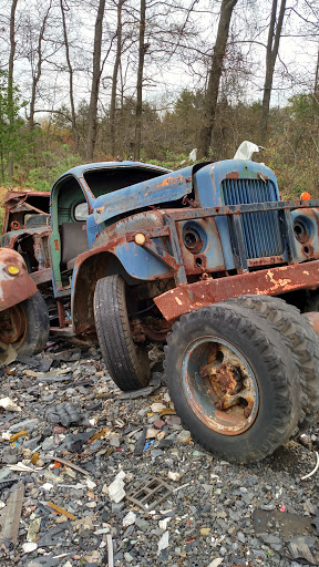 Salvage Yard «EZ Pull & Save Auto Parts», reviews and photos, 2401 Summer Valley Rd, New Ringgold, PA 17960, USA