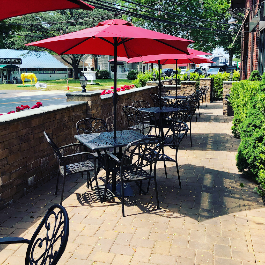 Spuntino St James 11780