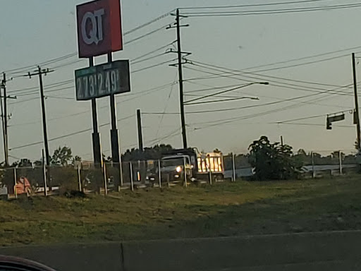 Gas Station «QuikTrip», reviews and photos, 5500 Buford Hwy NE, Doraville, GA 30340, USA