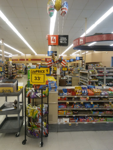 Grocery Store «Food Lion», reviews and photos, 250 Gateway S Blvd, Dover, DE 19904, USA