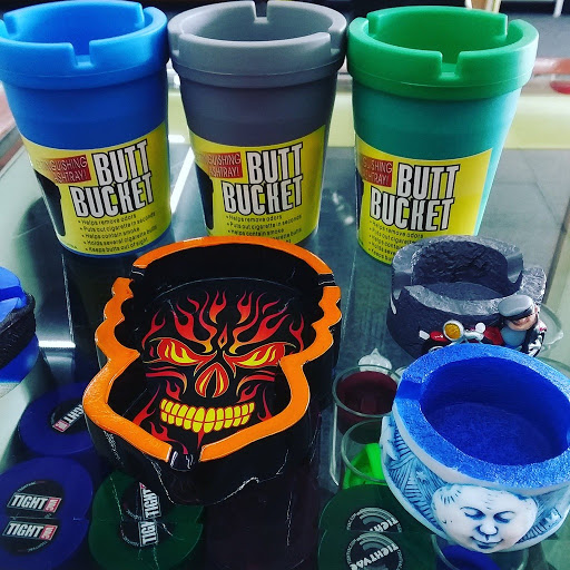 Tobacco Shop «Zig Zag Smoke Shop», reviews and photos, 6732 Hwy 6 # A, Houston, TX 77083, USA