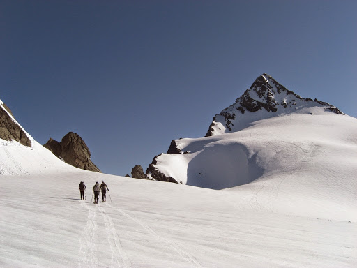 Outdoor Sports Store «Pro Ski and Mountain Service», reviews and photos, 108 W North Bend Way, North Bend, WA 98045, USA