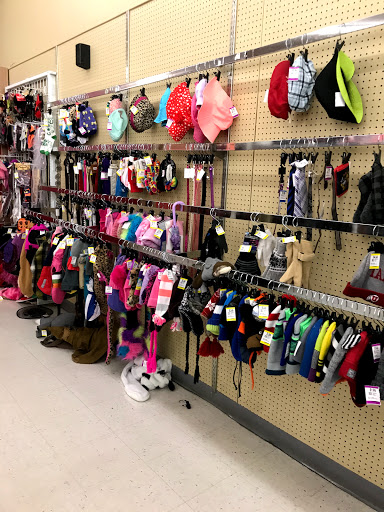 Thrift Store «Savers», reviews and photos