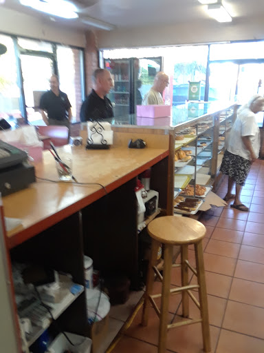 Donut Shop «Queen Donuts & Bakery», reviews and photos, 1108 W St Mary’s Rd, Tucson, AZ 85745, USA