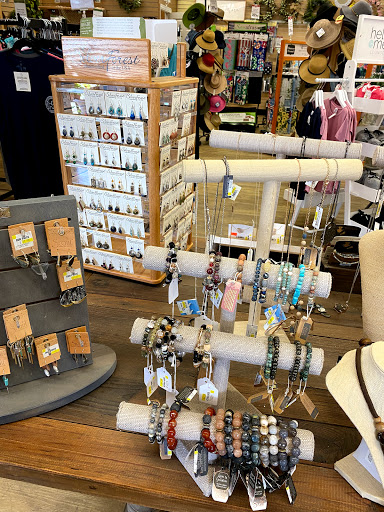 Garden Center «Stauffers of Kissel Hill Home & Garden Store», reviews and photos, 4450 Lincoln Hwy, York, PA 17406, USA