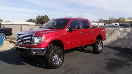 Used Car Dealer «Lone Star Car & Truck», reviews and photos, 1912 Old Denton Rd, Carrollton, TX 75006, USA