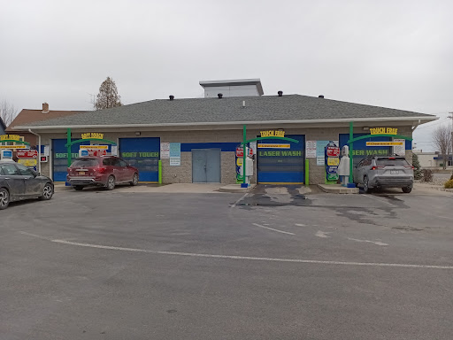 Prístíne Auto Wash en Utica