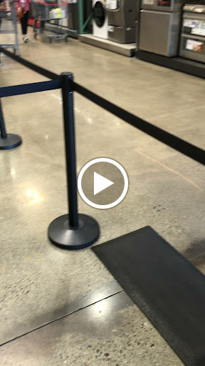 Warehouse store «Costco Wholesale», reviews and photos, 8629 120th Ave NE, Kirkland, WA 98033, USA