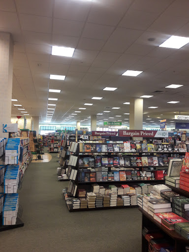Book Store «Barnes & Noble», reviews and photos, 5100 Kilgore Ave, Hampton, VA 23666, USA