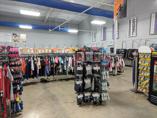 Thrift Store «Goodwill of Silicon Valley», reviews and photos, 311 W Calaveras Blvd, Milpitas, CA 95035, USA
