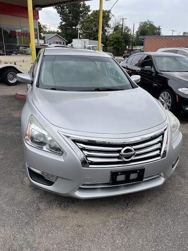 Car Dealer «Car Connection Inc», reviews and photos, 4939 W Colfax Ave, Denver, CO 80204, USA