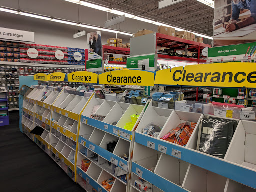 Office Supply Store «Staples», reviews and photos, 1104 W Broad St, Falls Church, VA 22046, USA