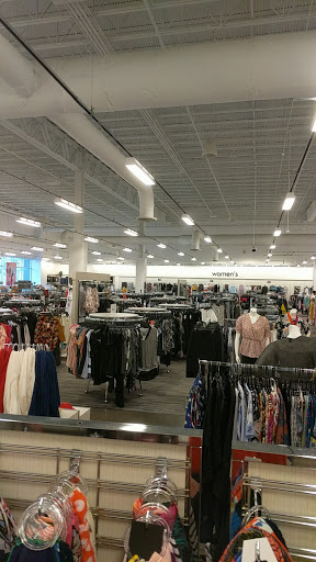 Department Store «Nordstrom Rack at The Block Northway», reviews and photos, 8031 McKnight Rd, Pittsburgh, PA 15237, USA